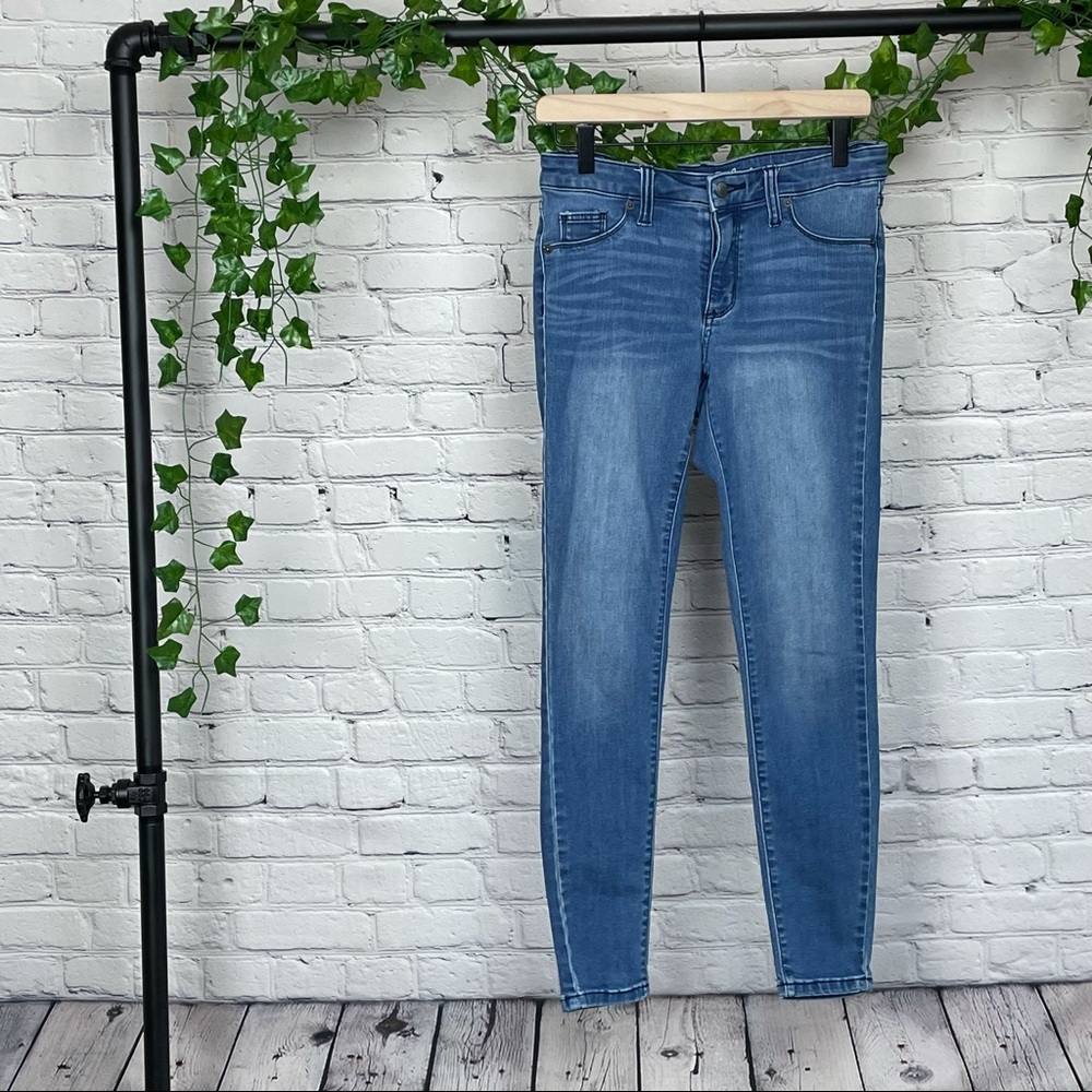 Universal Thread || Mid Rise Jegging - Picture 2 of 9